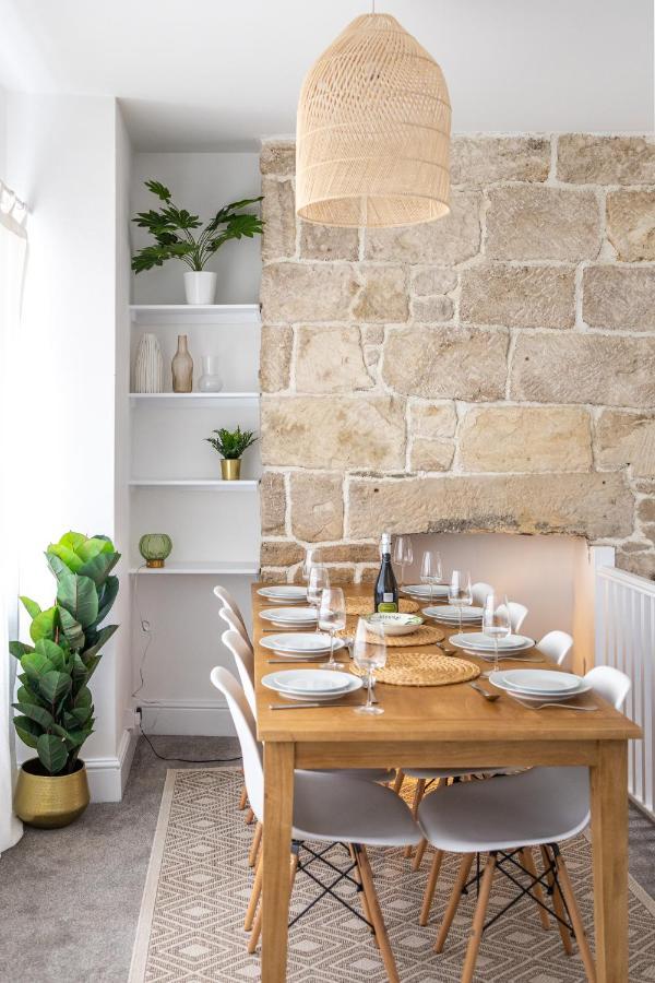 Bright & Beautiful 4 Bedroom House With Sea Views Portland Exterior foto