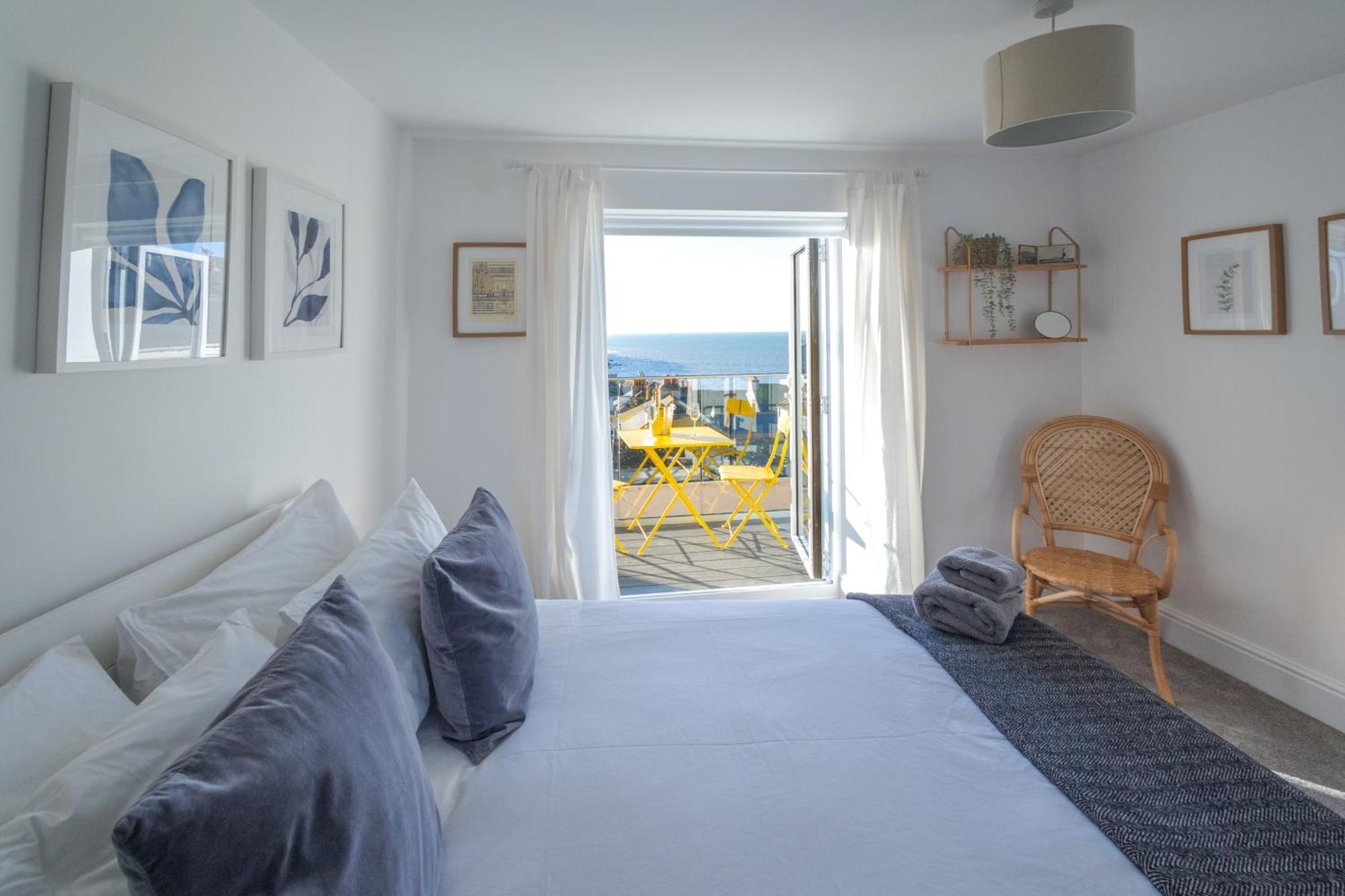 Bright & Beautiful 4 Bedroom House With Sea Views Portland Exterior foto
